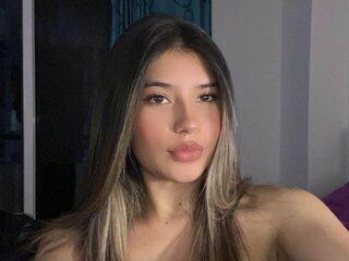 AmberElayo livejasmin