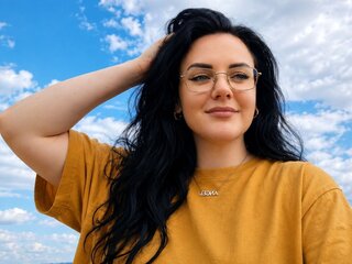 HelenLuxe live